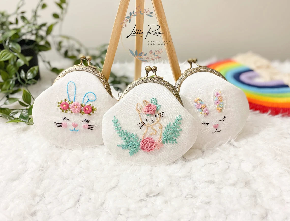 Cute Hand-embroidered Bunny Coin Purse