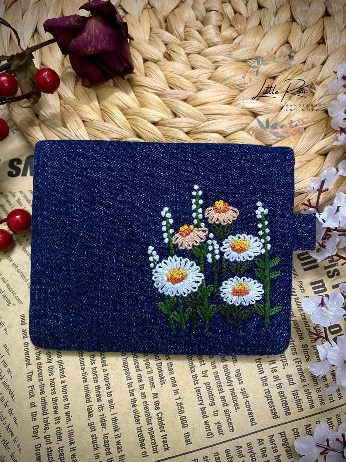 Hand-embroidered Wallets | Spring-Summer Collection