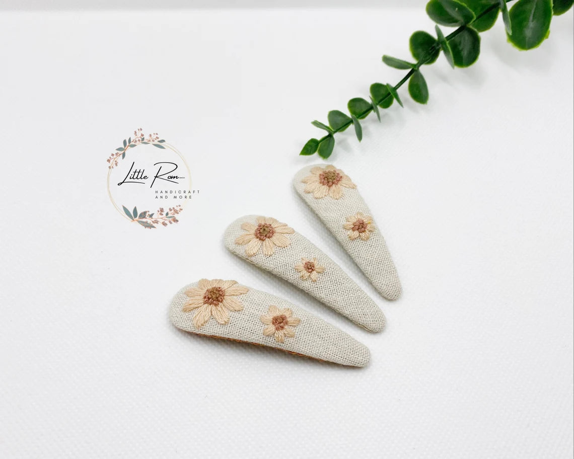 Hand-embroidered Hair Clip - Floral Angel Patterns