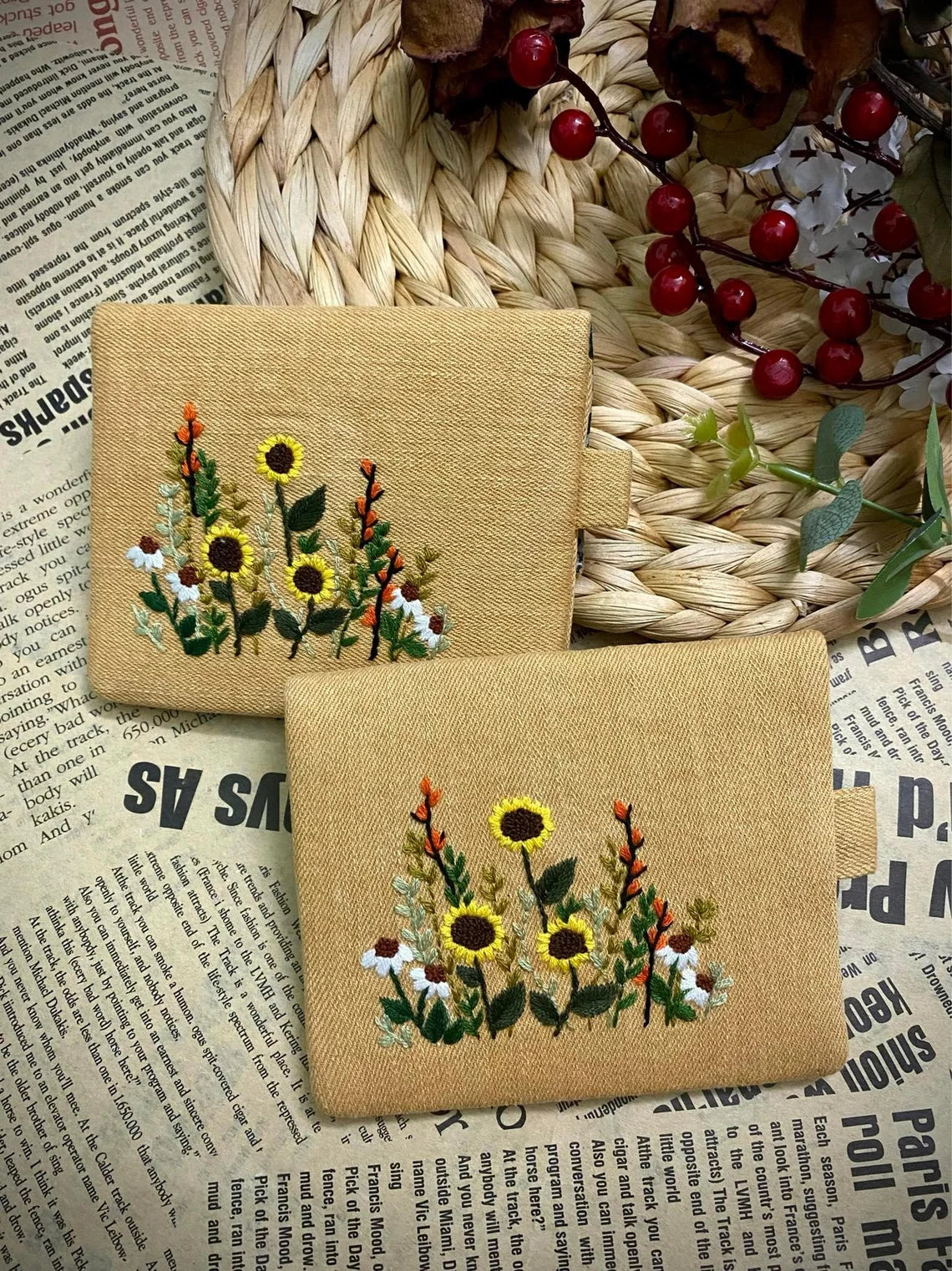 Hand-embroidered Wallets - Flower Meadow, Sunflower, Daisy Patterns