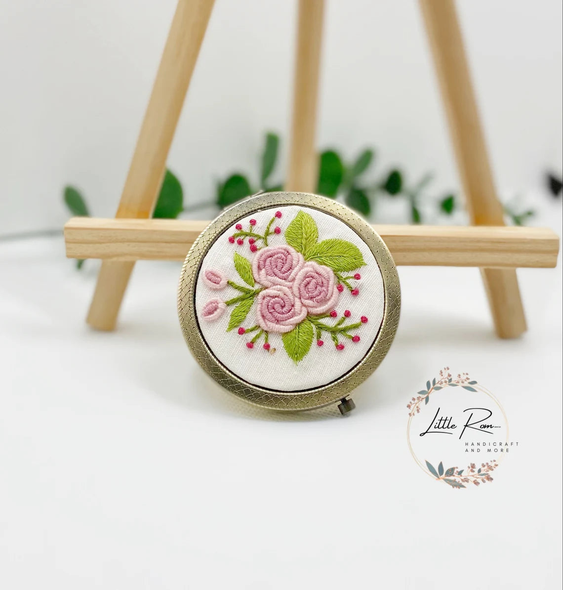 Cute Vintage Embroidered Make-up Mirrors | Special Edition