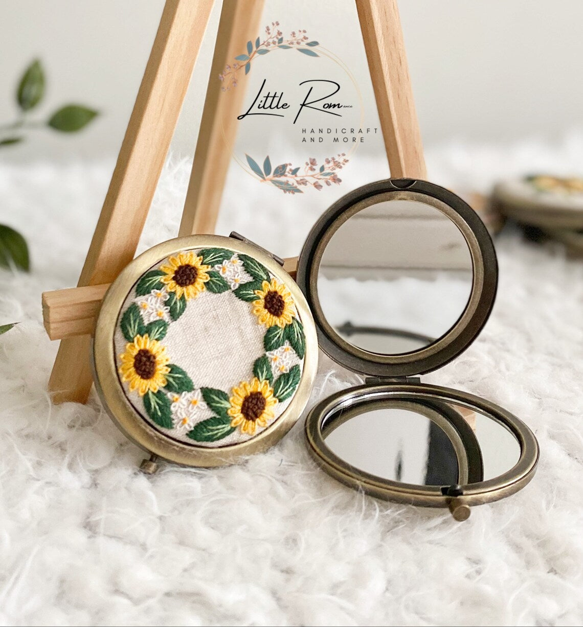 Cute Vintage Embroidered Floral Compact Mirrors | Sun Flower and Daisy Collection