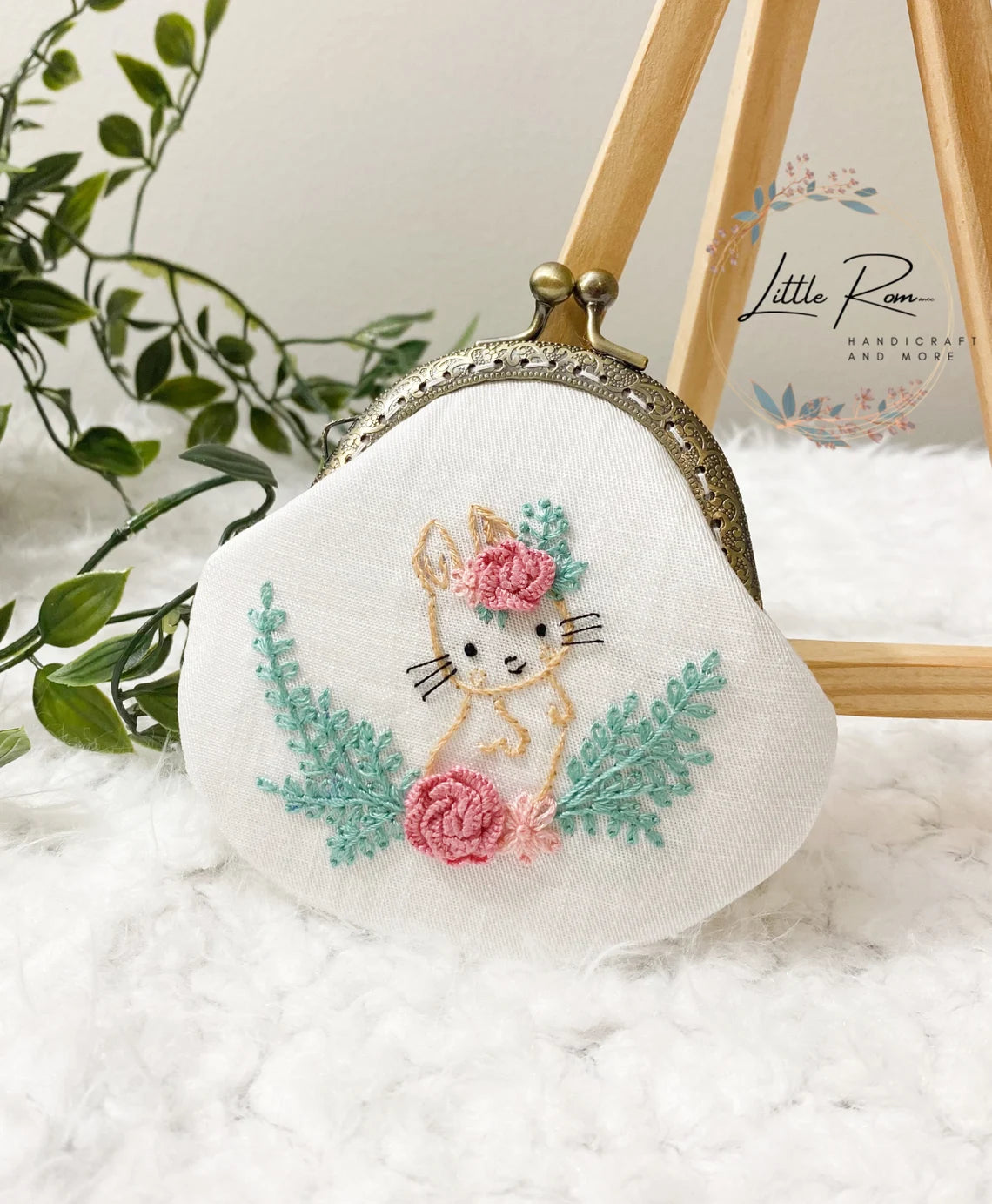 Cute Hand-embroidered Bunny Coin Purse