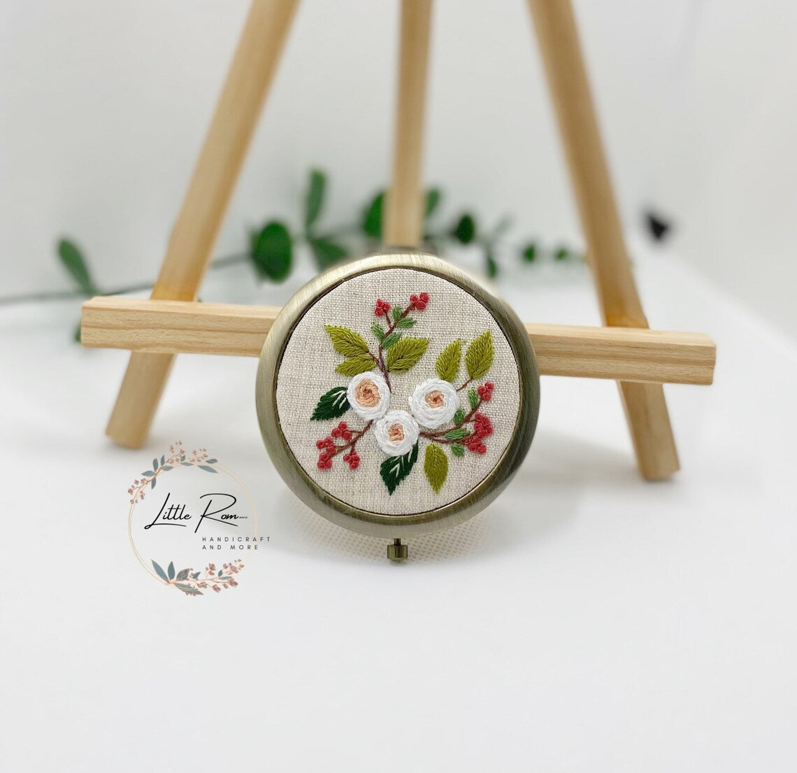 Cute Vintage Embroidered Make-up Mirrors | Floral Collection 1