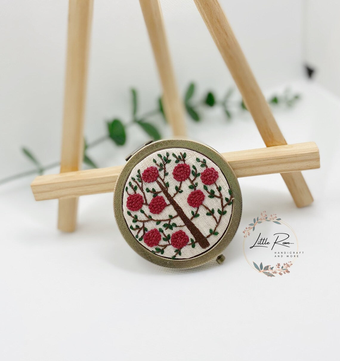 Cute Vintage Embroidered Make-up Mirrors | Floral Collection 1