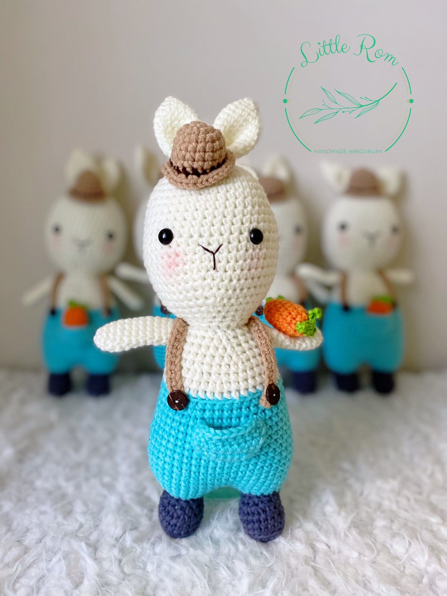 Amigurumi Bunny Crochet Bunny with Detachable Carrot