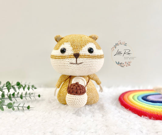 Cute Amigurumi Squirrel with Detachable Acorn Crossbody Bag