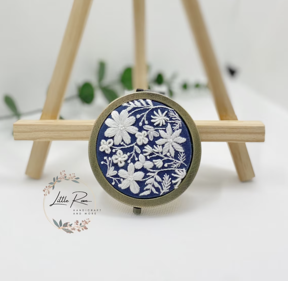 Cute Vintage Embroidered Make-up Mirrors | Floral Collection 1